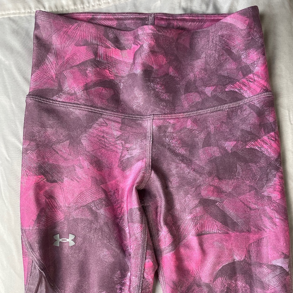Under Armour pink mesh leggings